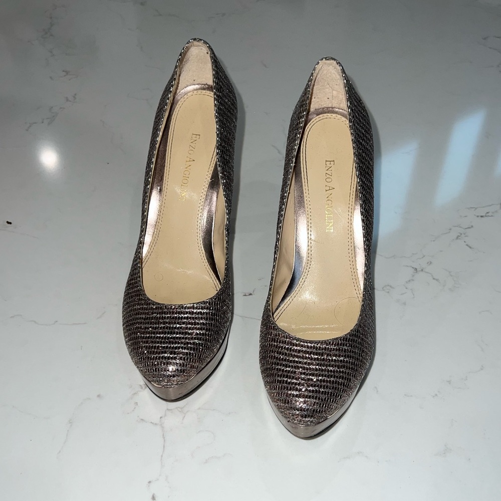 Enzo Angiolini Gold/Brown Pumps